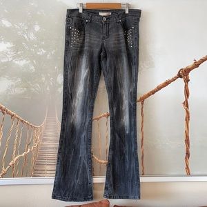 No boundaries Jean 🖤🖤🖤